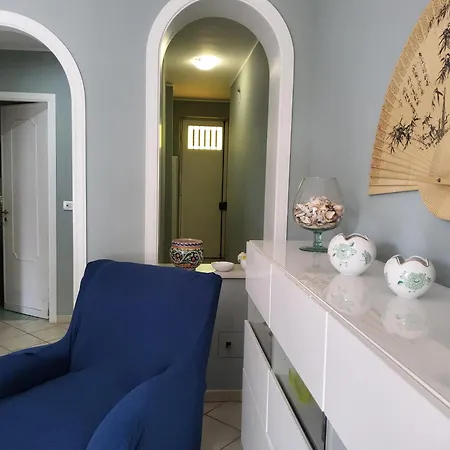 Casa Sulla Di Santa Tecla 別荘 アチレアーレ